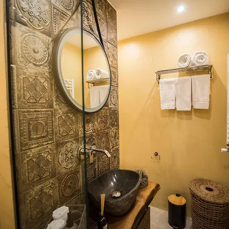 Lux Nomad Mgmt - Boem Super 2-bedroom Flat Apartment *